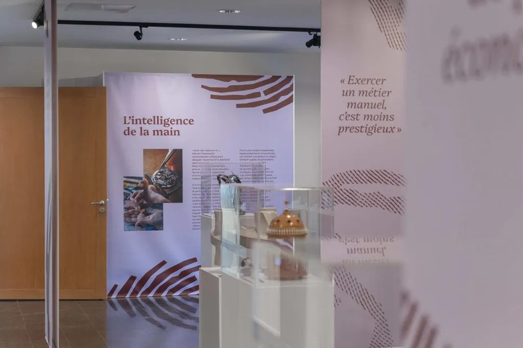 Poster for New temporary exhibition “The Intelligence of the Hand” in Hauts de Bienne (39) — Things to do in the Jura